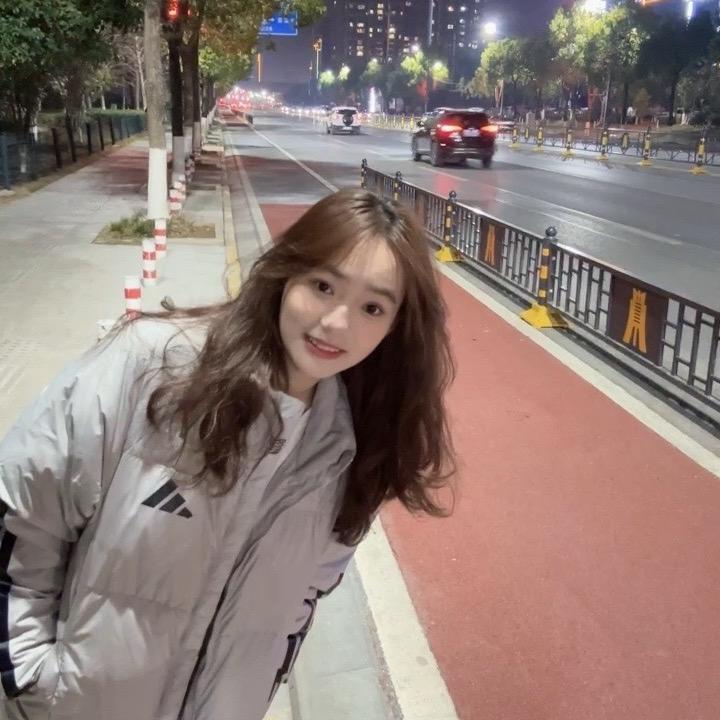 我才不赖床