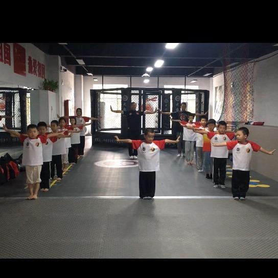 “武教头”牛城综合格斗俱乐部2