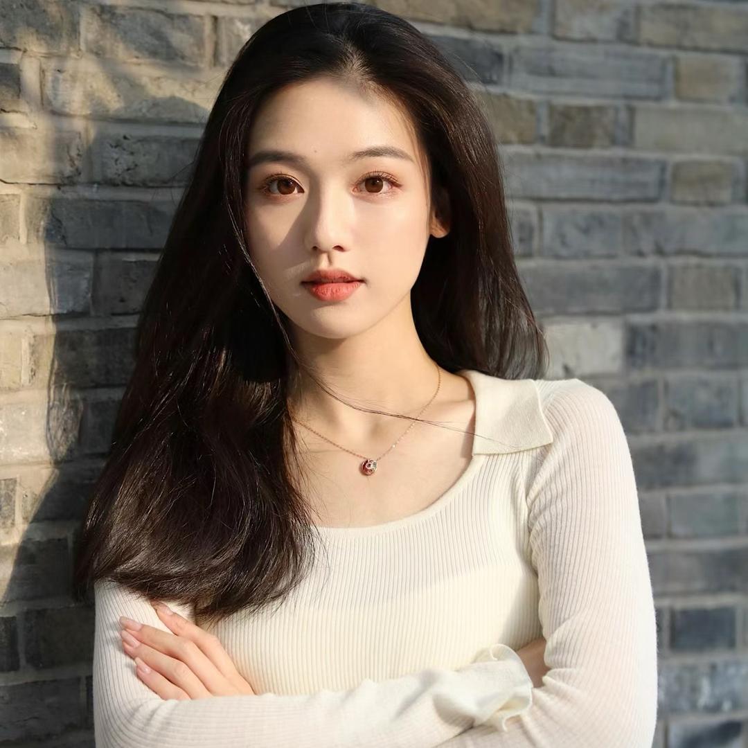 四喜服饰。