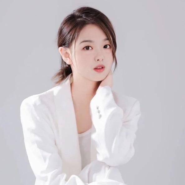 🥀᭄越疯癫的女人越单纯💐🌺