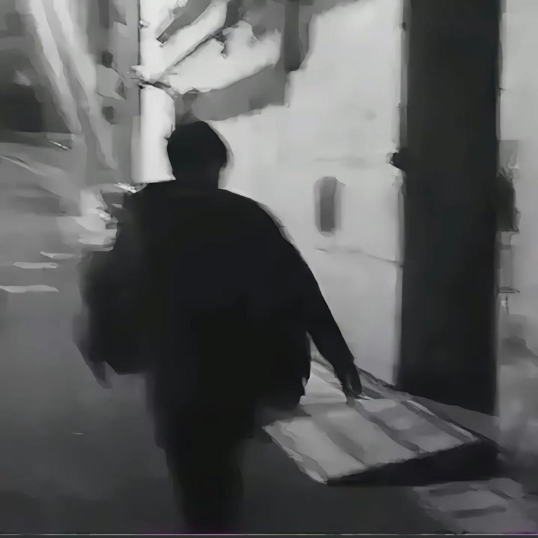 她说