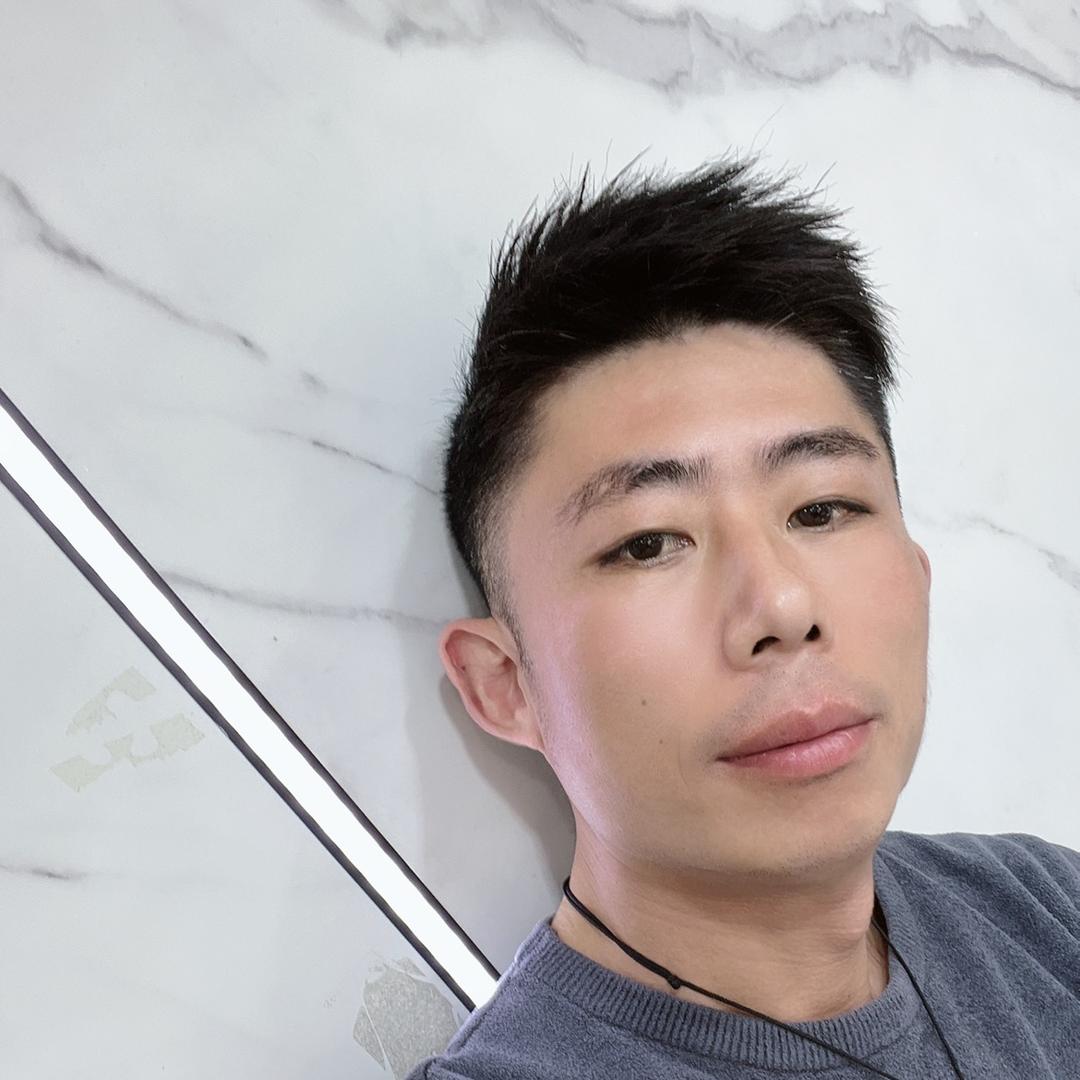 新泰市中亮典美发店