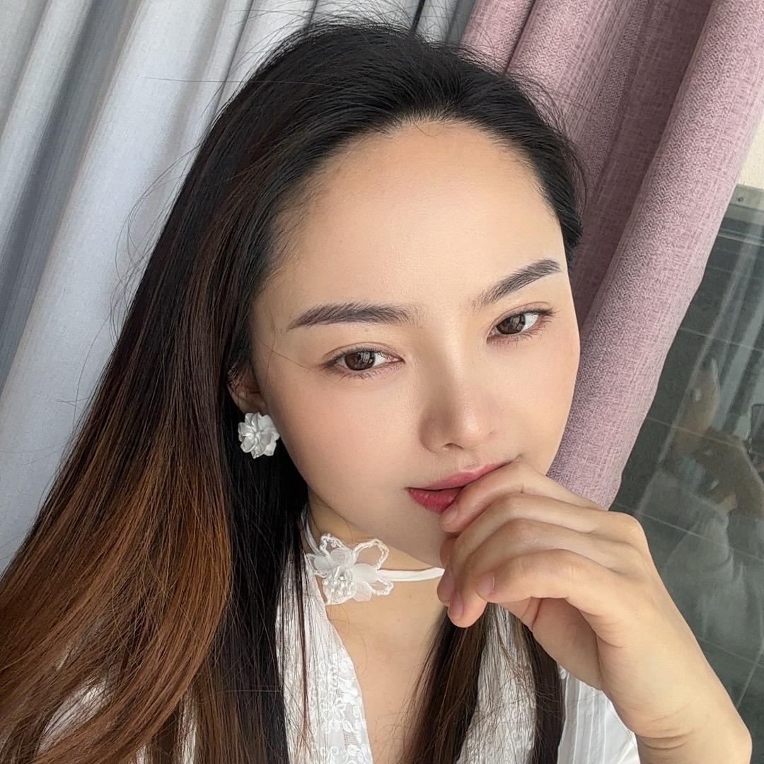 国医仲景招商部（滨江桂园店）熠媛、摩羯座