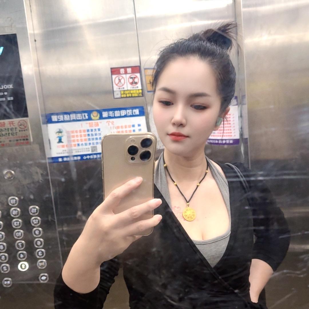 自己的朵爷