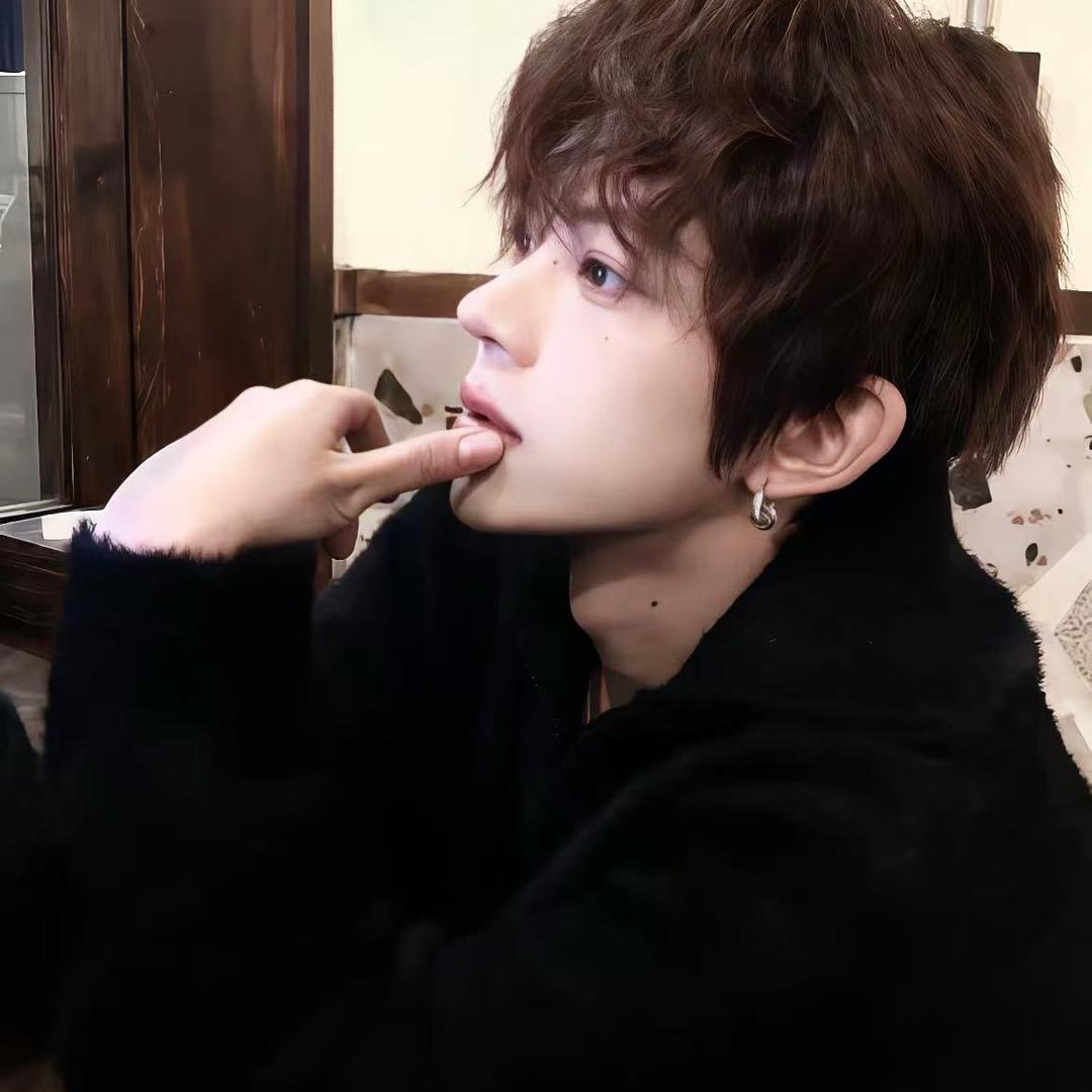 她说我丑穷矮