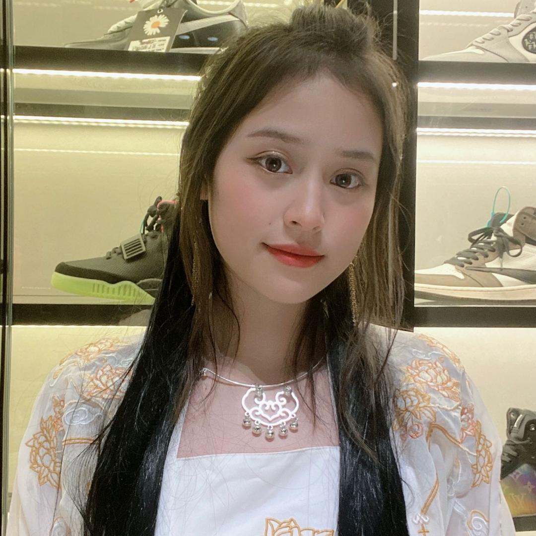 希朵曼直播间客服助理
