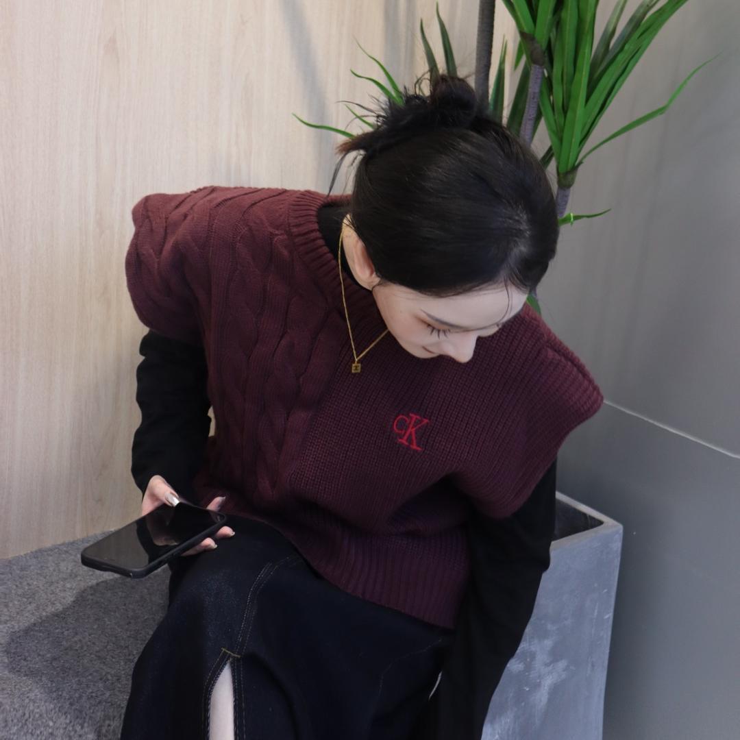 西边儿。