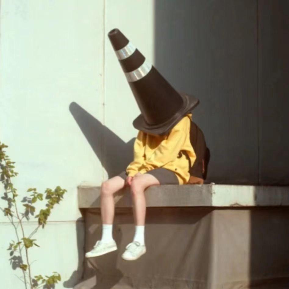 L。