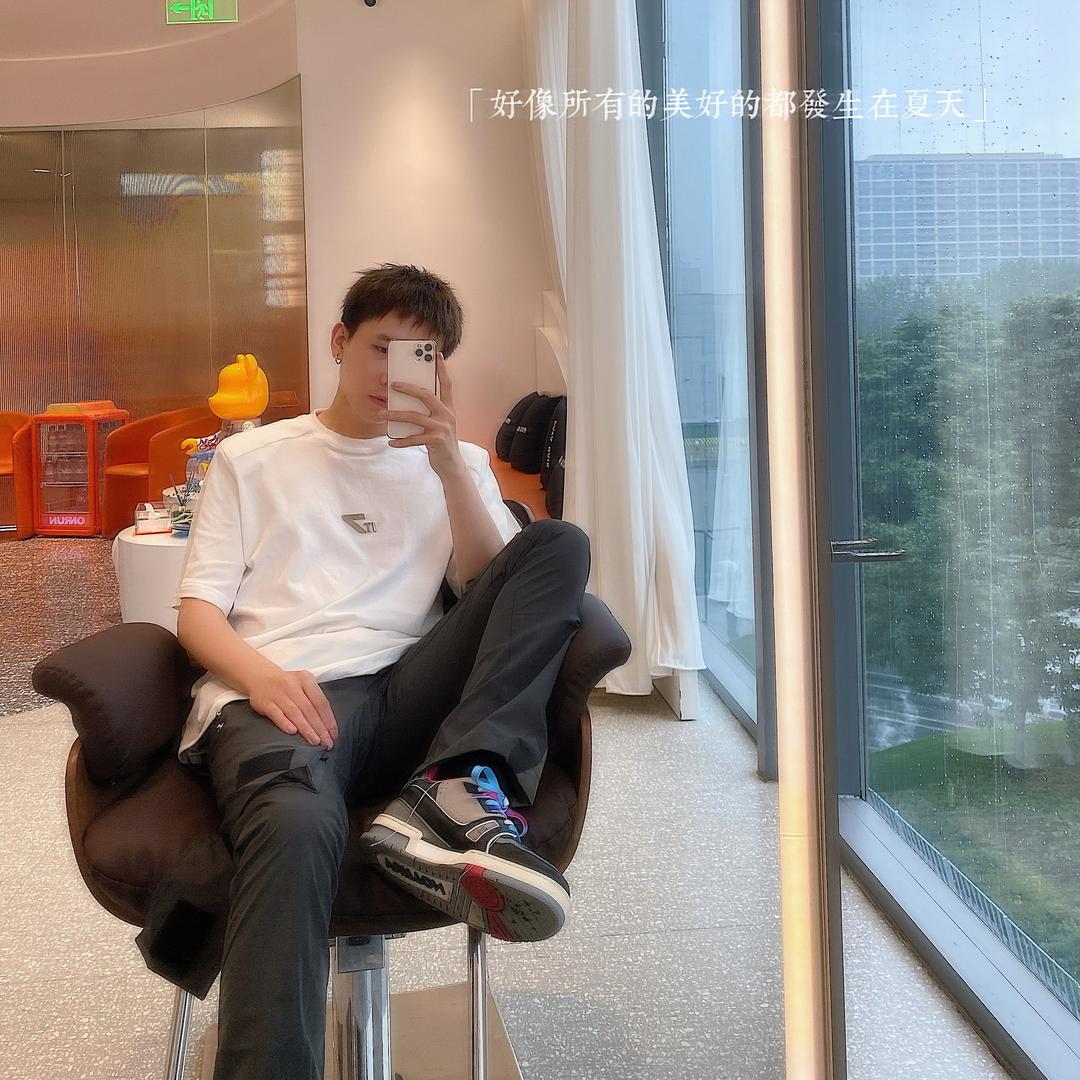 王欢wh