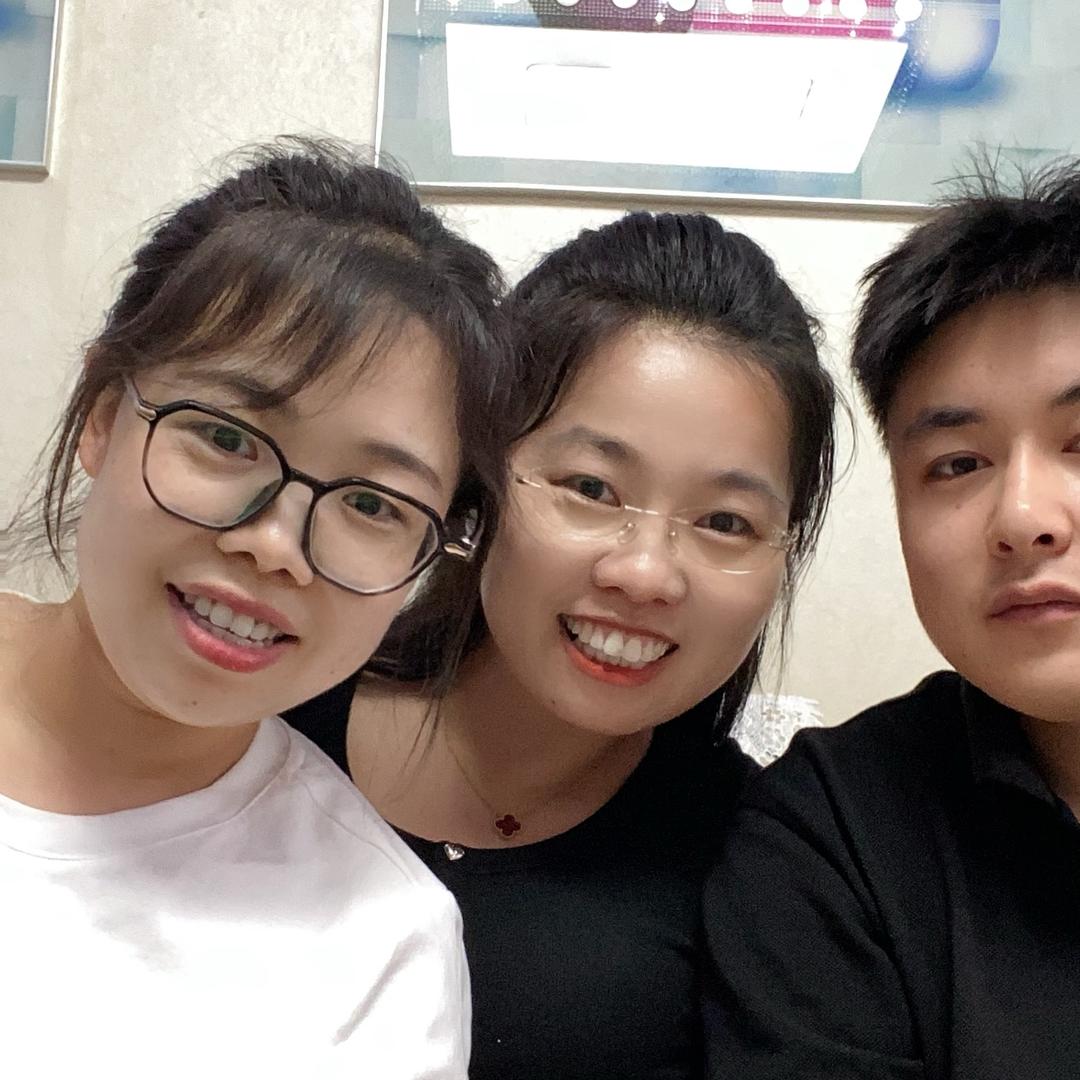 都是坑俩表姐🌸