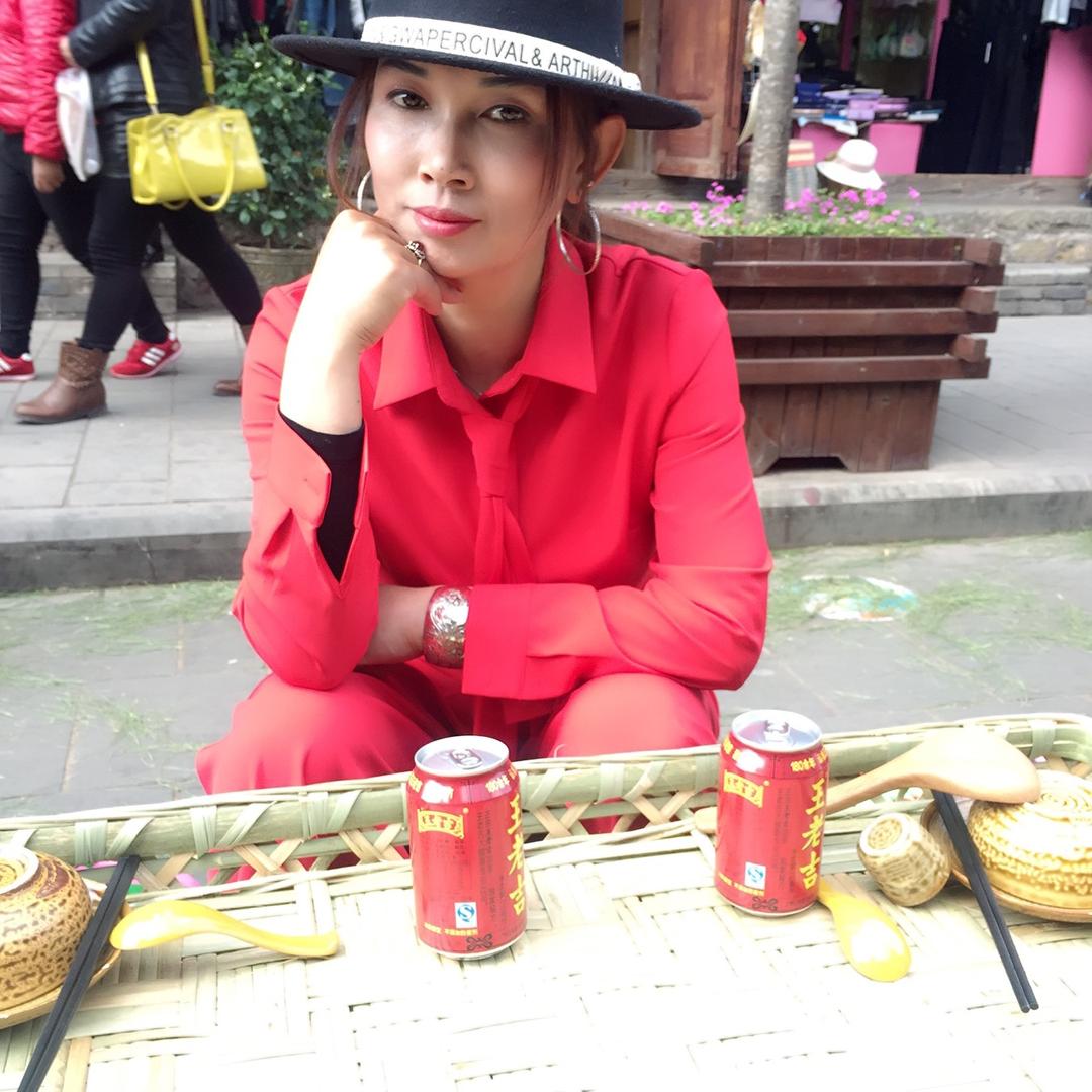 洱源右所冯家食府