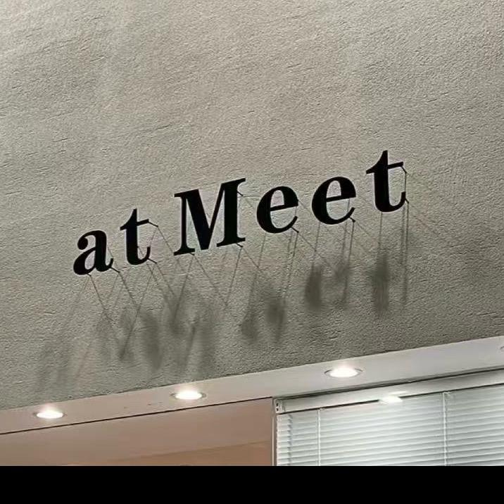 at Meet 女装店