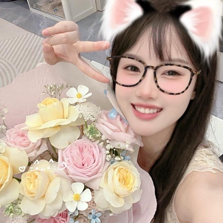 余妥妥🦙