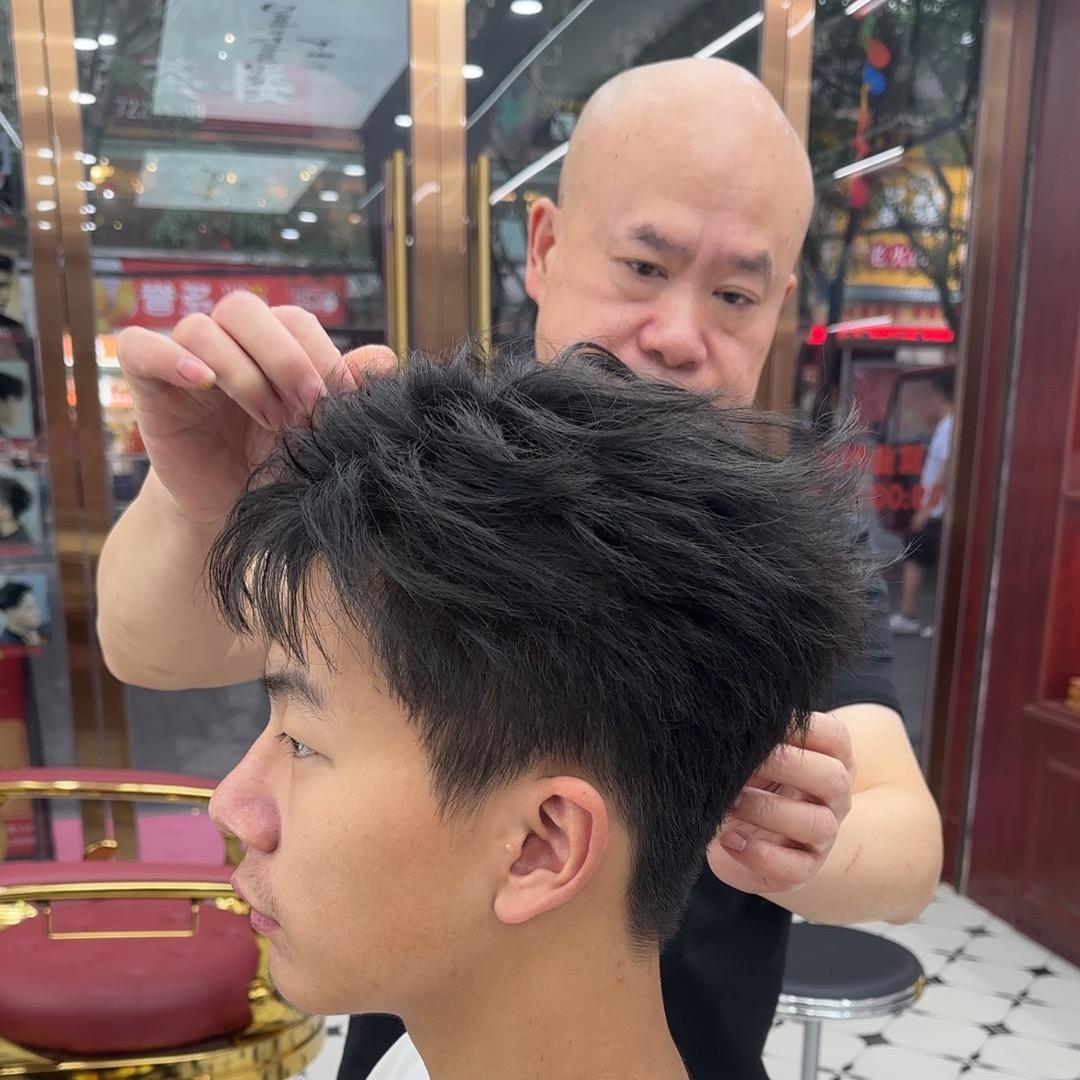 涪陵，轻术造型全国连锁店