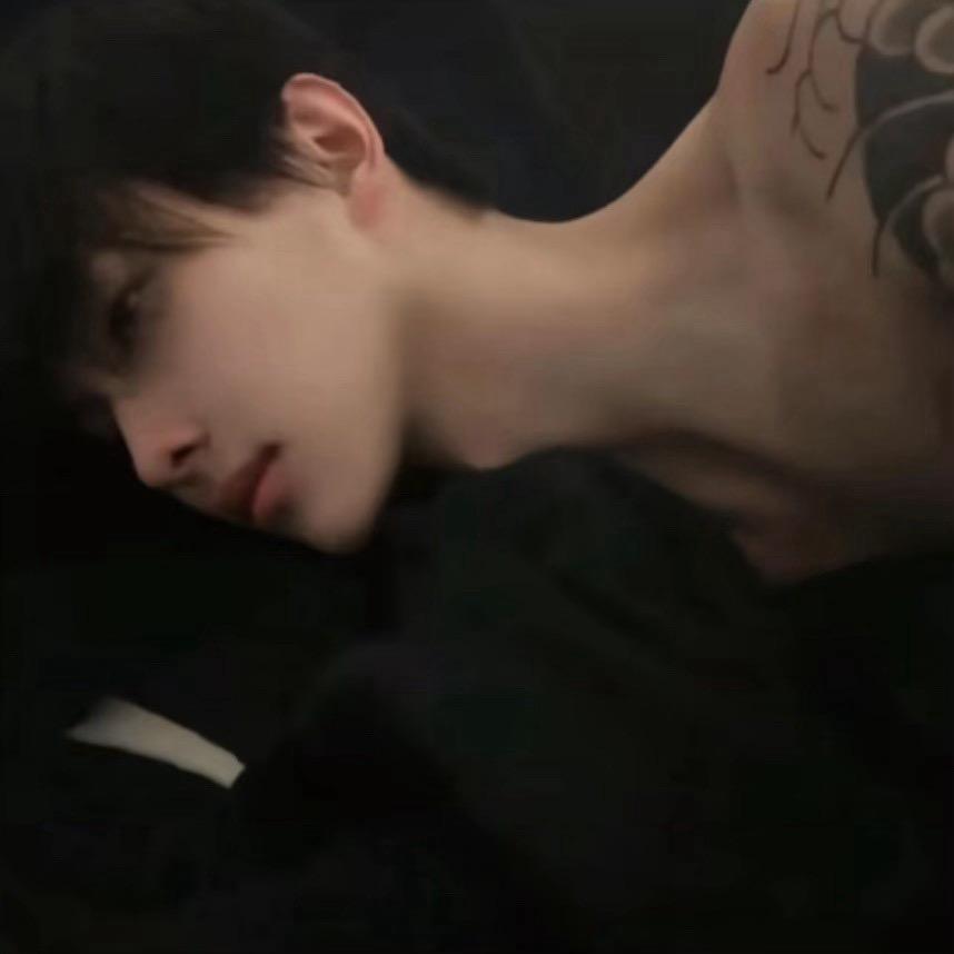 小小然