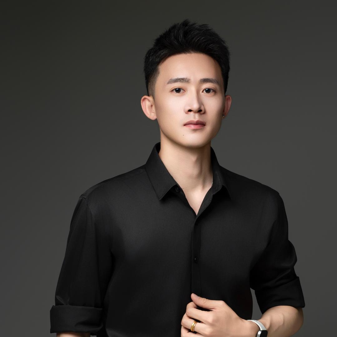 呼市艺间艺术李老师