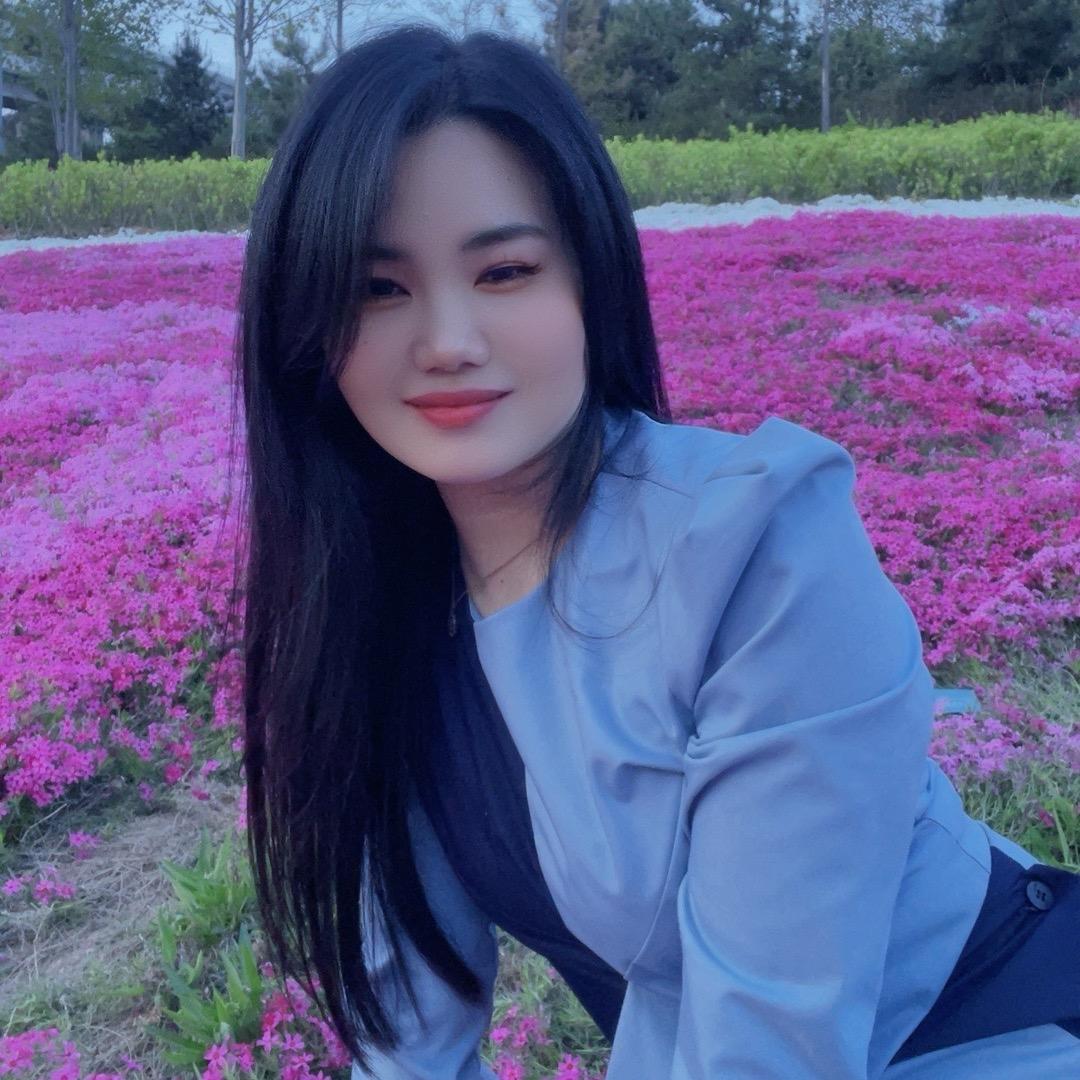 小桃花🌸