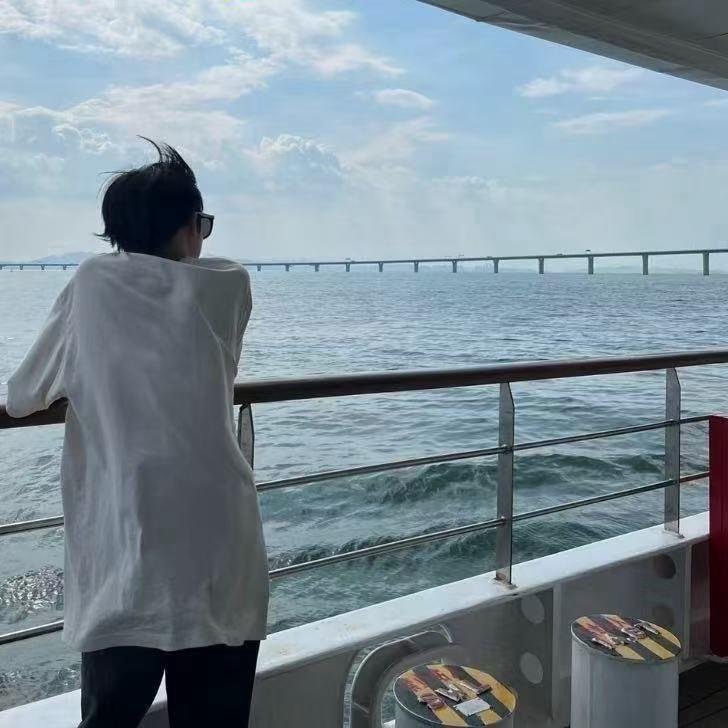 小氖