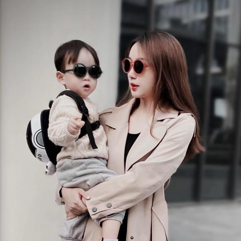 带娃的小婷