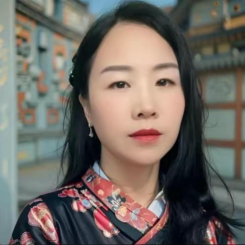 莉姐   同款在橱窗