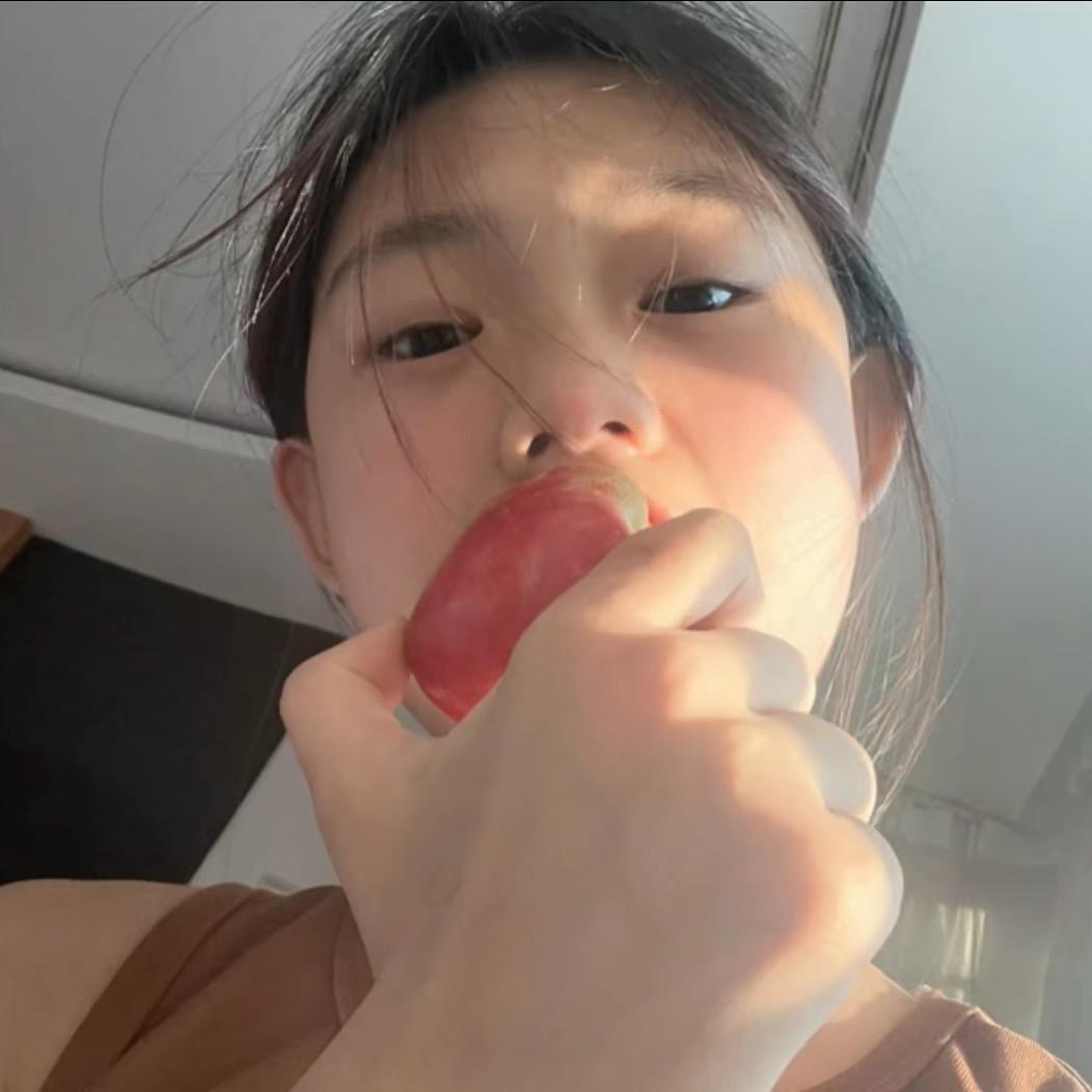 香蕉味的不呐呐