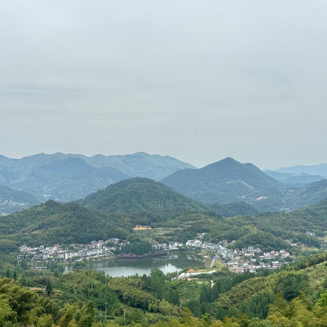 诗/远方