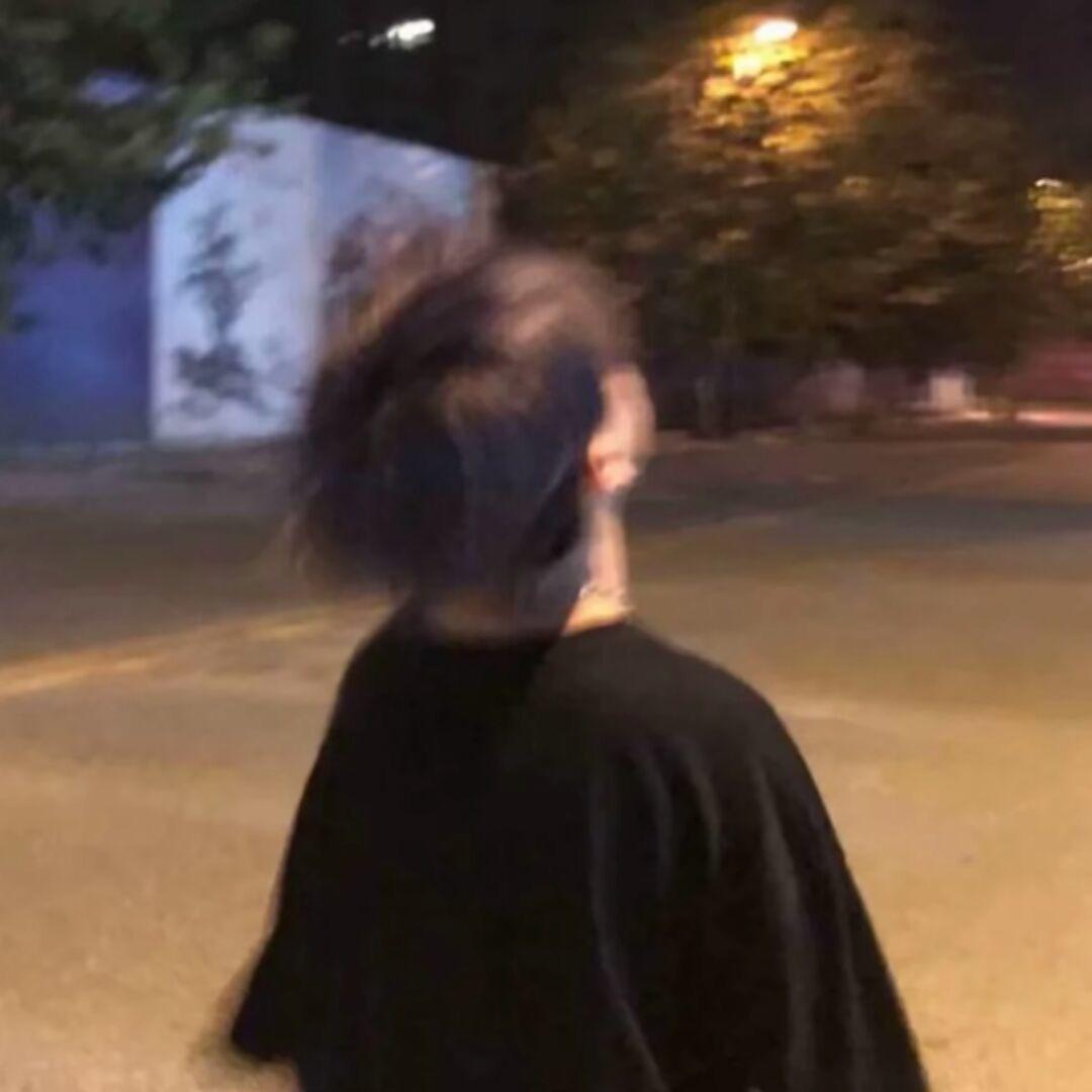 小白.