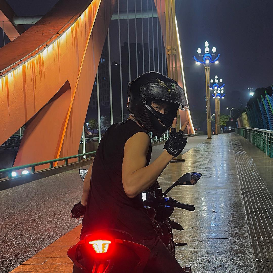 小困🏍🥱