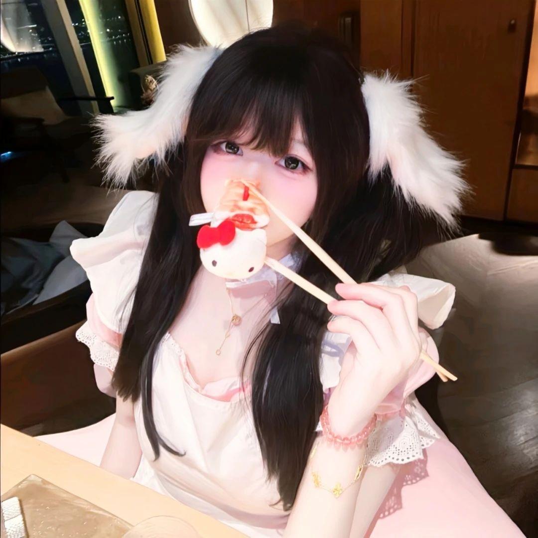 嘟嘟.