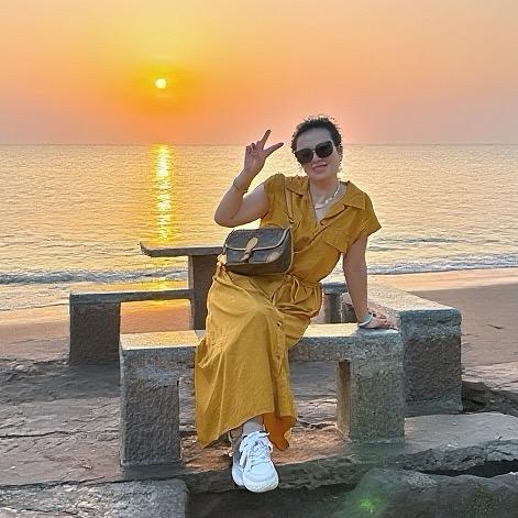 姐、不再低调