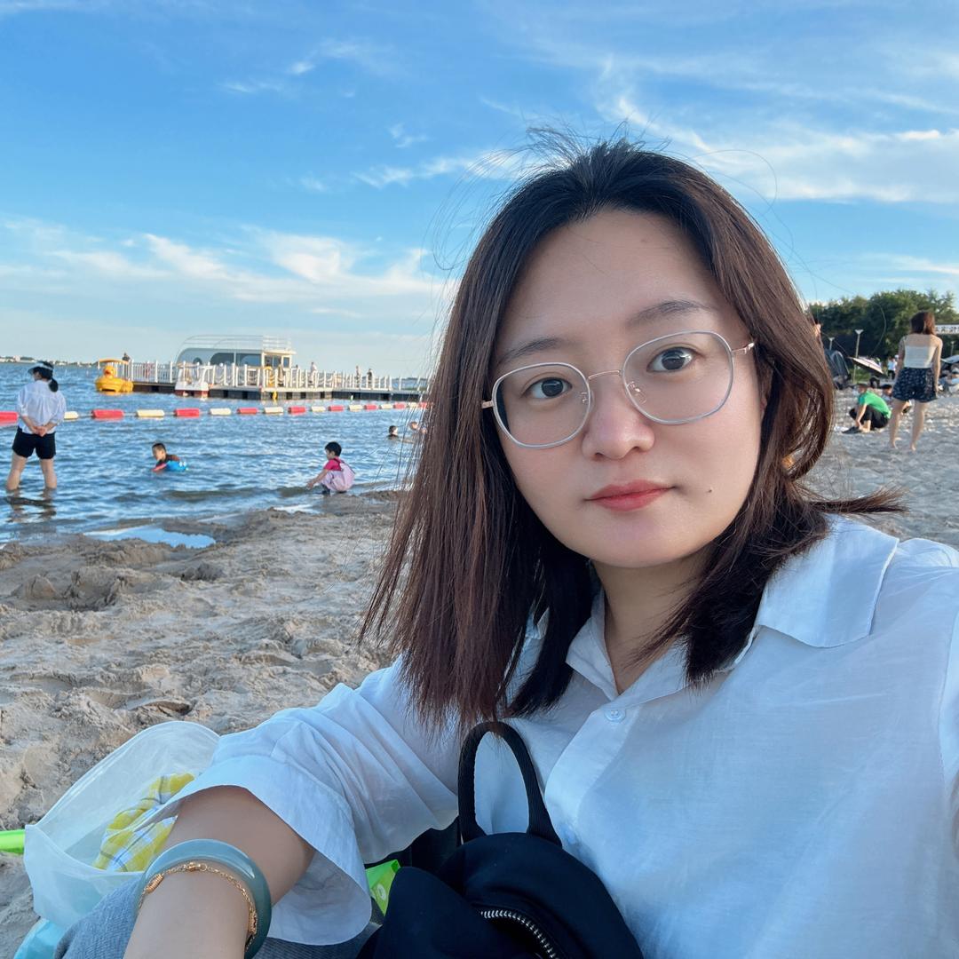 是想减肥的小雨吖