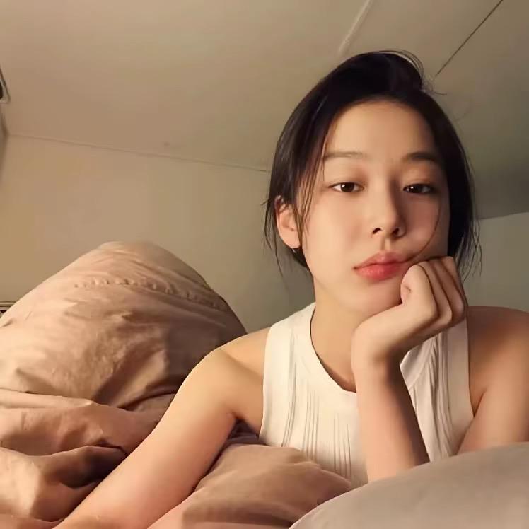 🌷.