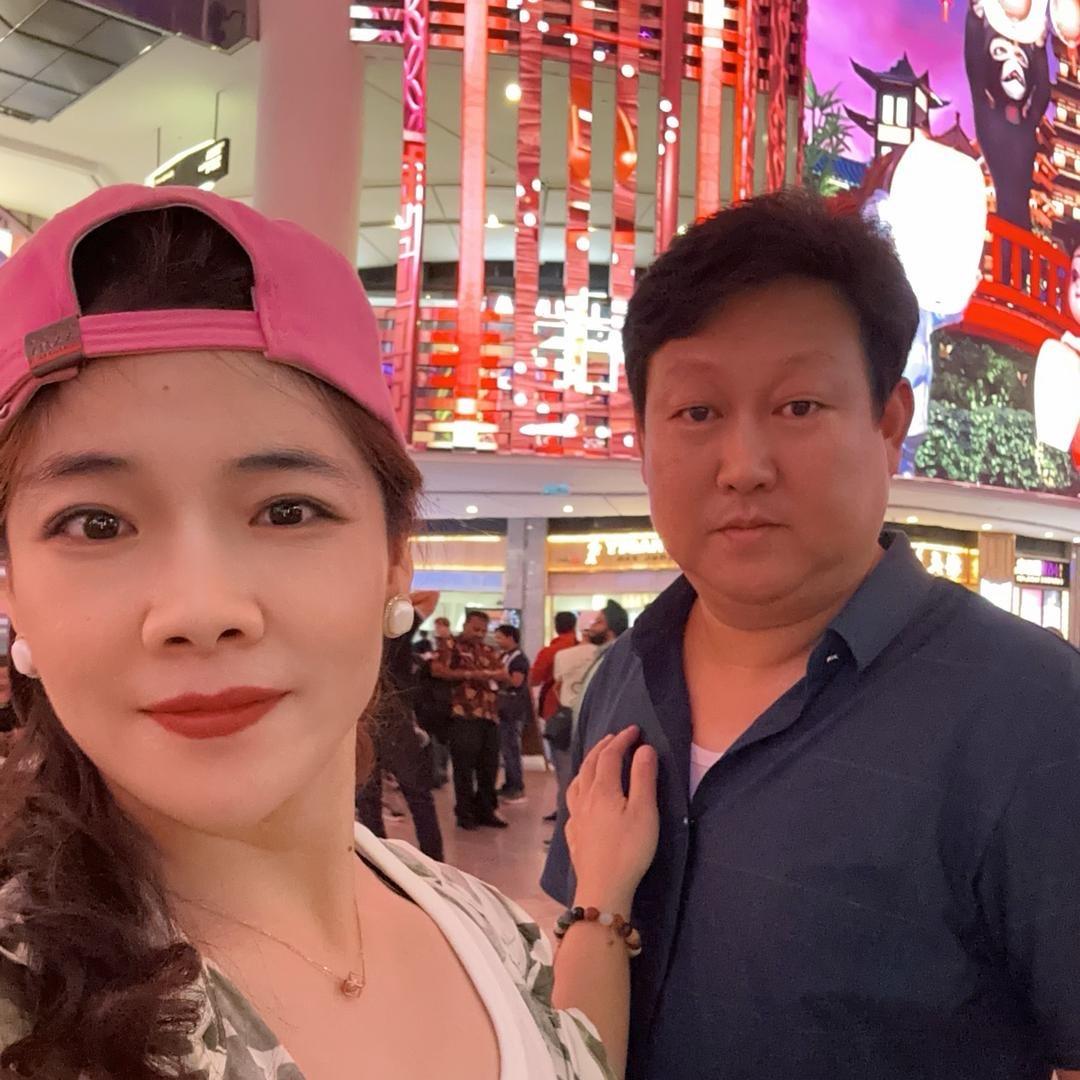 拔萝卜的小老鼠……