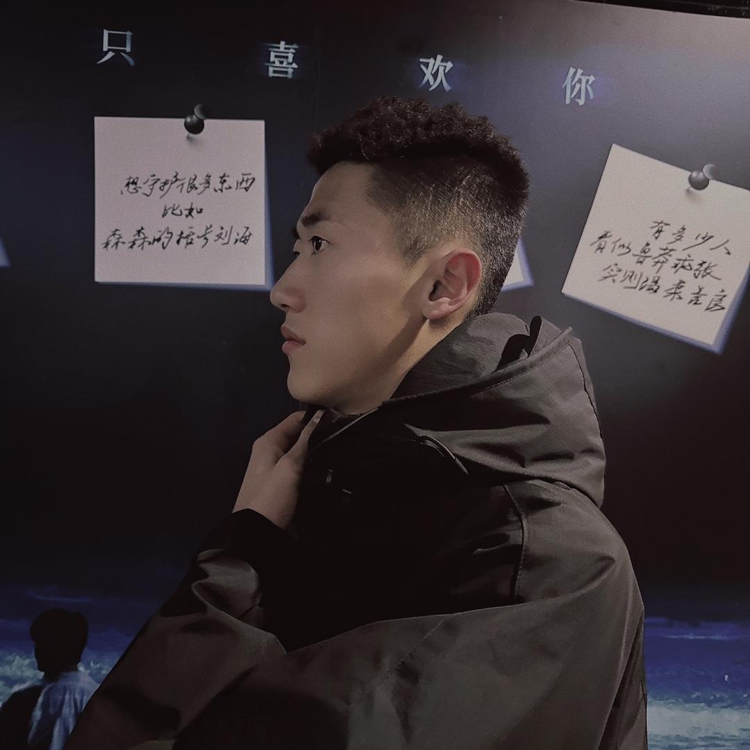 小鹏说车.