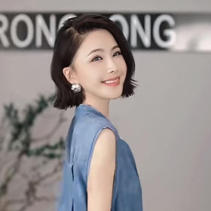 溶溶RONGRONG-时尚穿搭