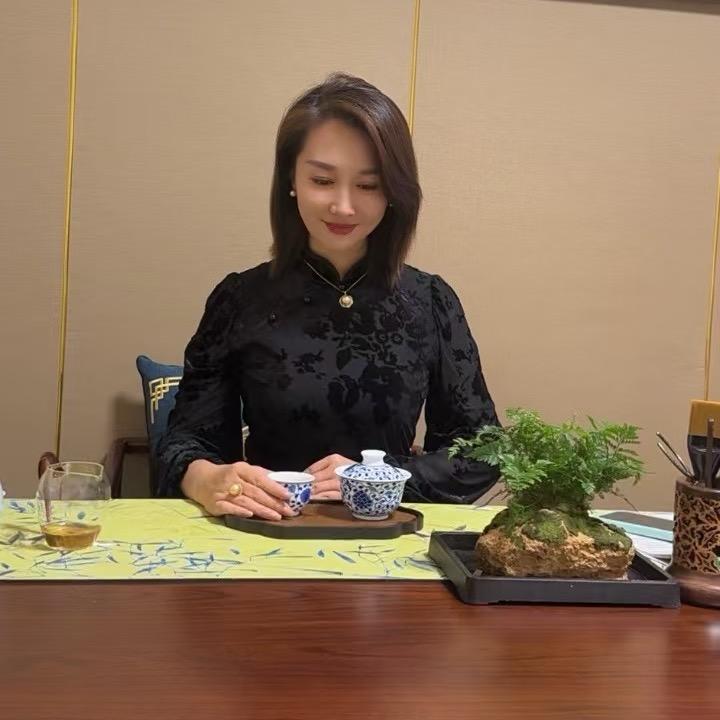 欣欣老板娘