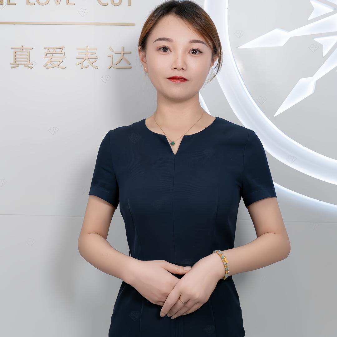 珠宝顾问露露