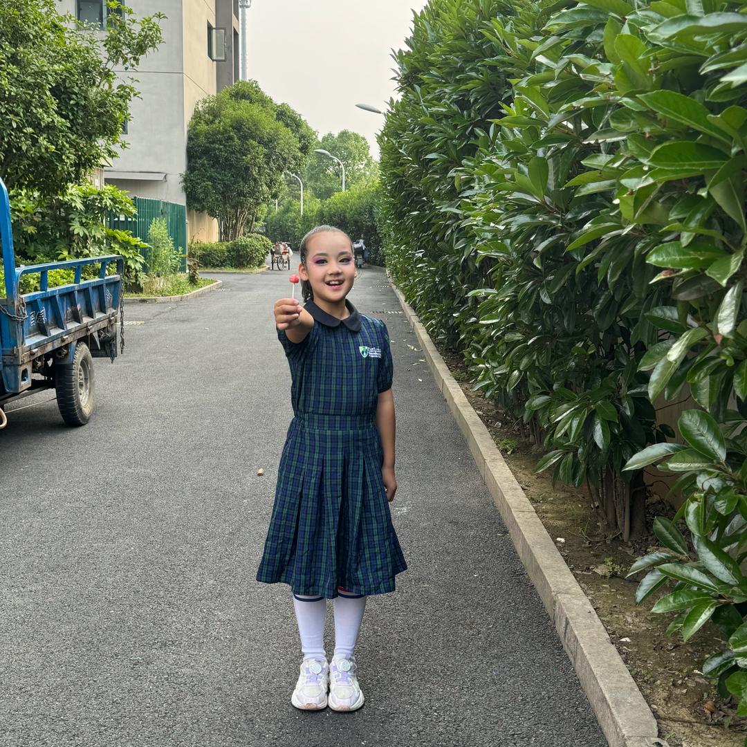 余生都  笑着过