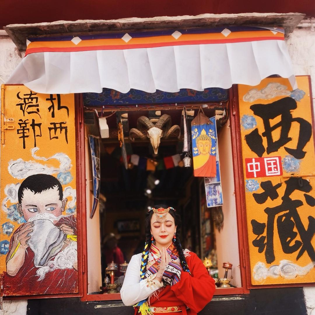 ╰つ___小古 💞ゝ