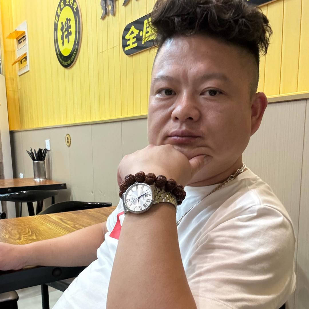 阿朋秘制黄焖鸡米饭升级总店招学员