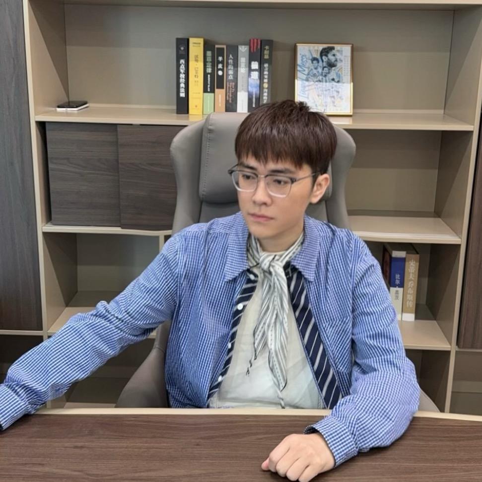 情报员米哥