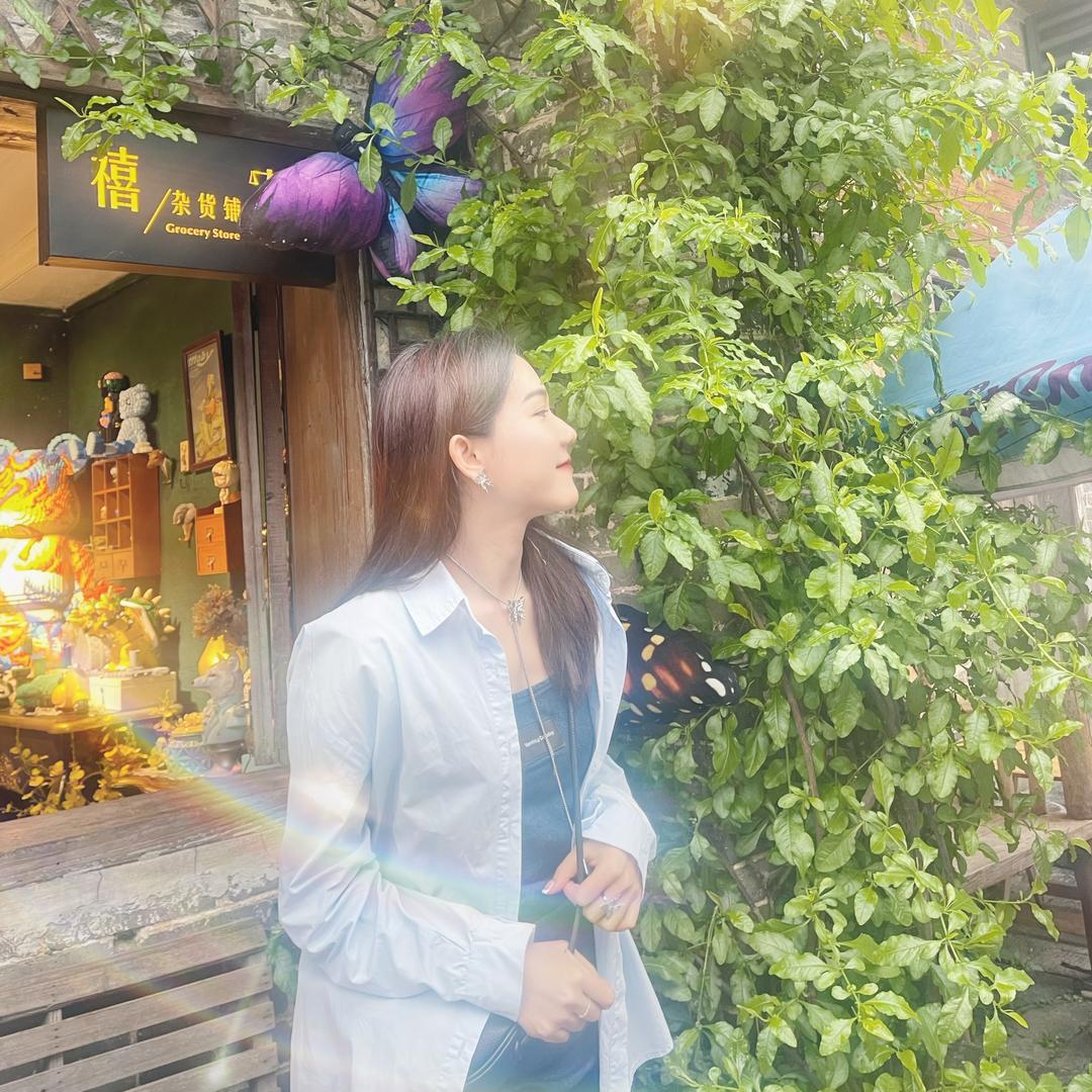 牛奶皮肤🌸李仟伊（痘坑修复中）