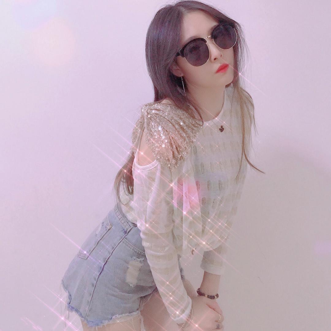 🌻小燕子。（拒绝私聊）