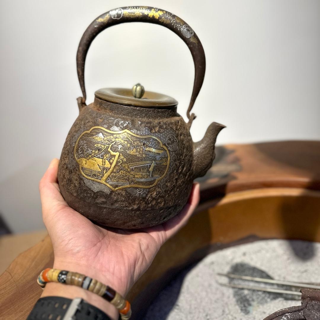 圣丰堂铁壶小石