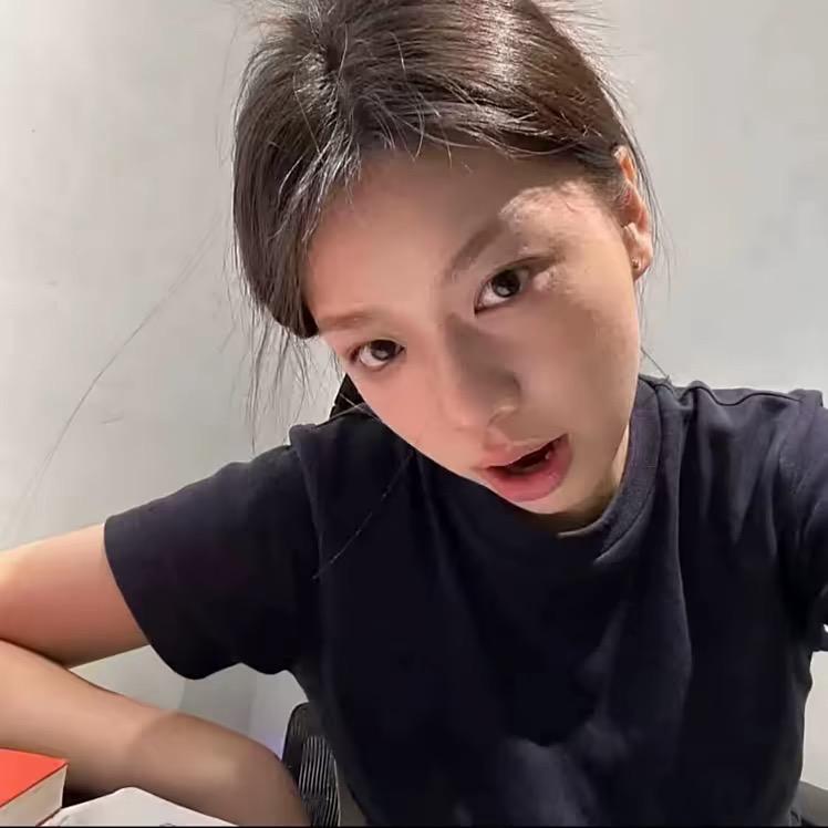 Yiyi
