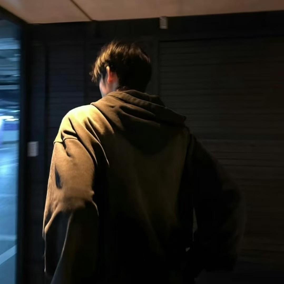 故事的小黄花、