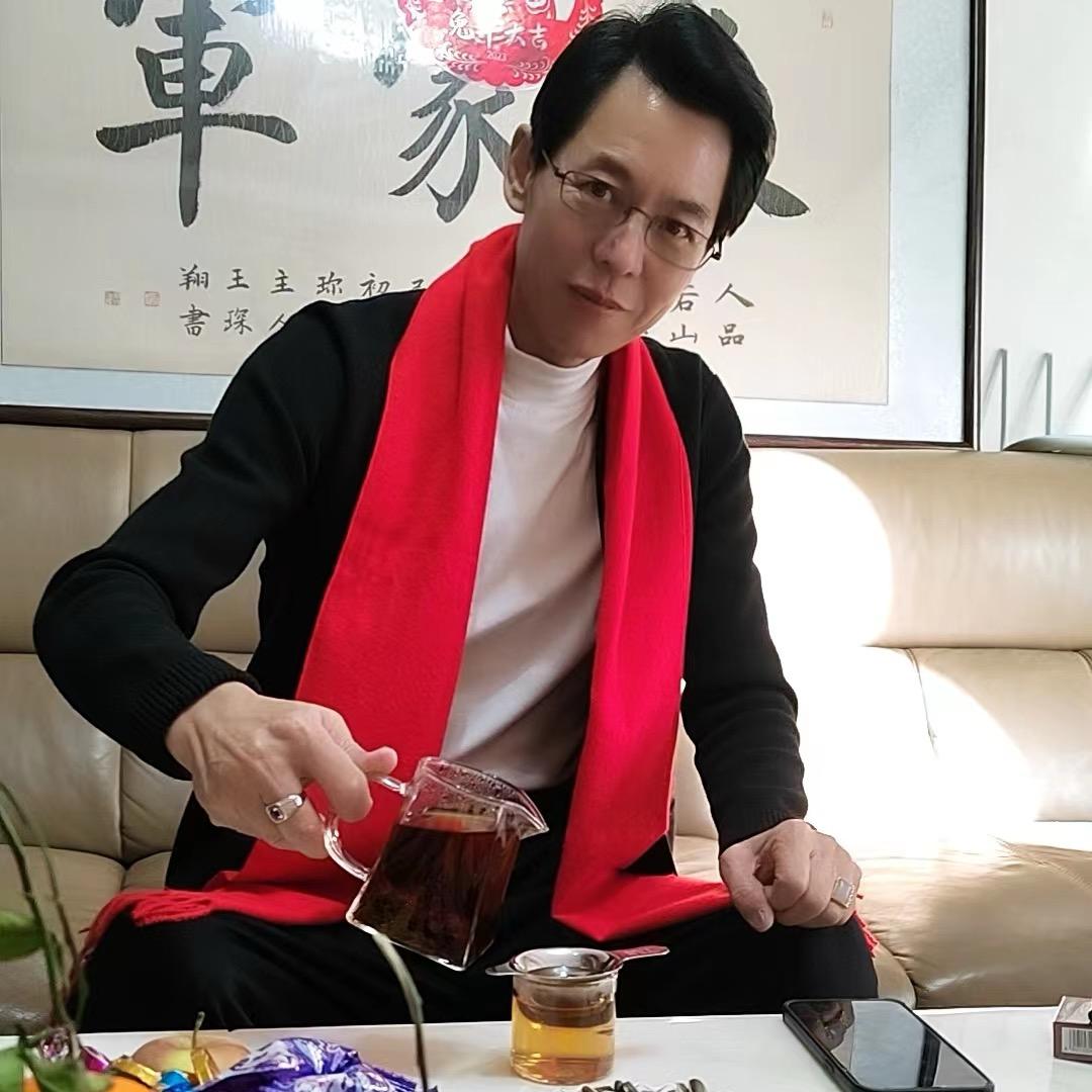 辉哥（927）