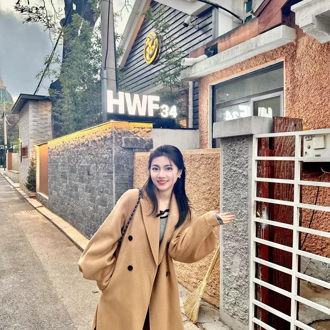 云鲸（大连）企业服务有限公司