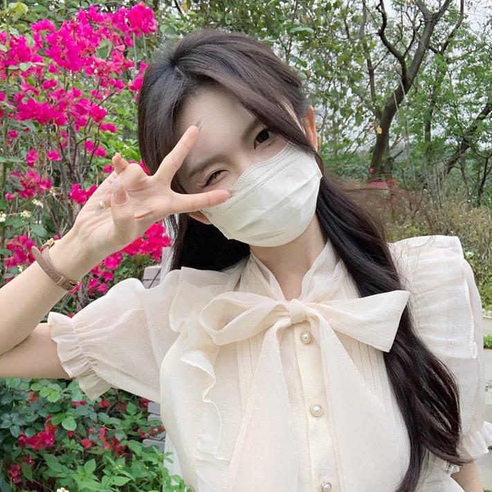 睡衣女老板