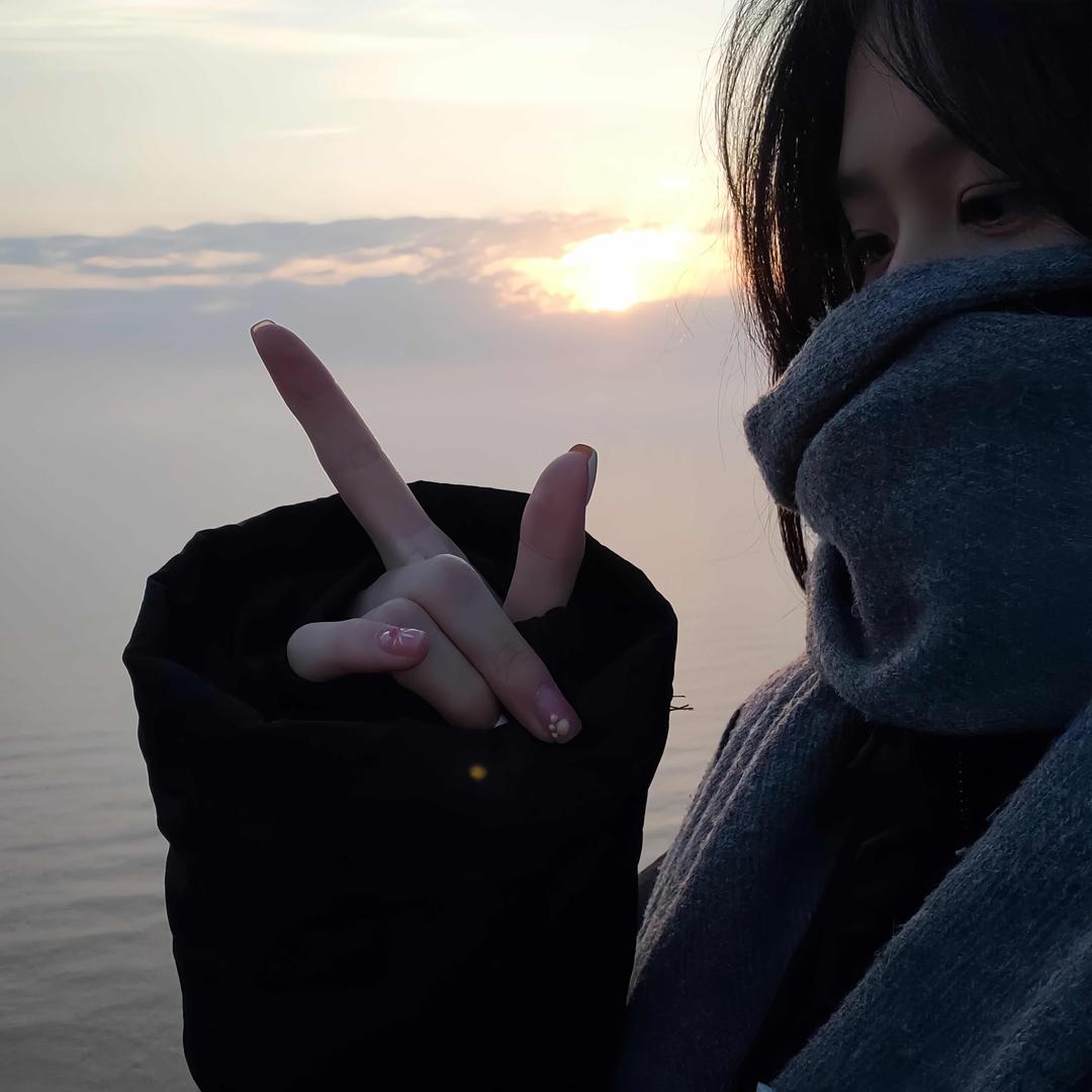 zy#